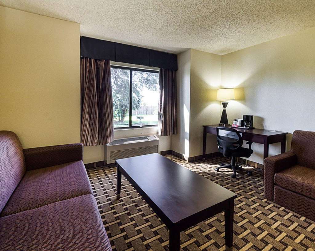 Surestay Plus Hotel By Best Western San Antonio North Room photo