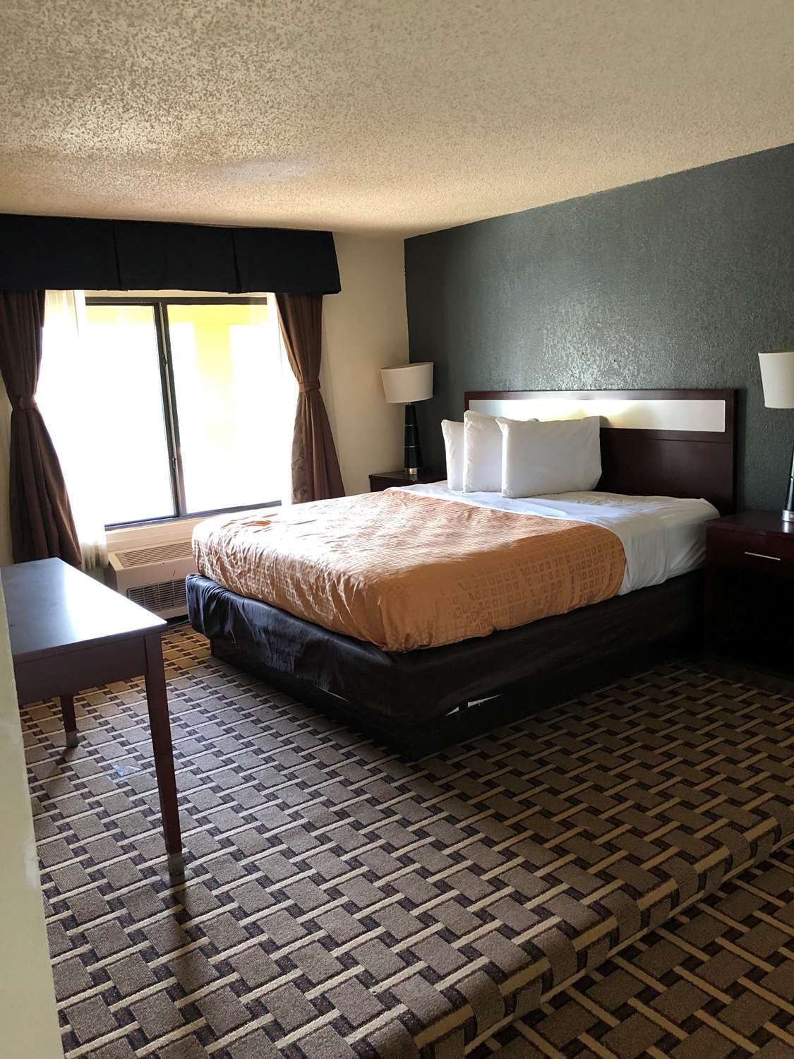 Surestay Plus Hotel By Best Western San Antonio North Exterior photo